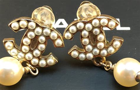 chanel clip on earrings vintage